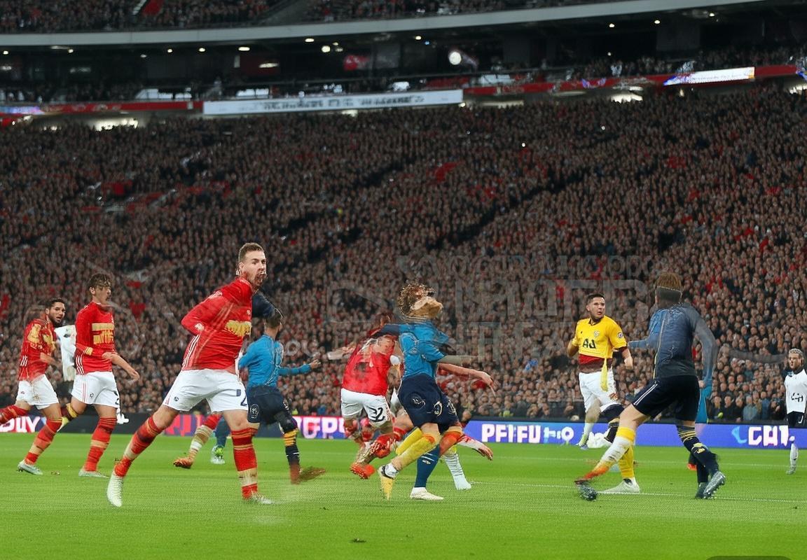 2018英超巅峰战：热刺对曼联对决解析(图1)